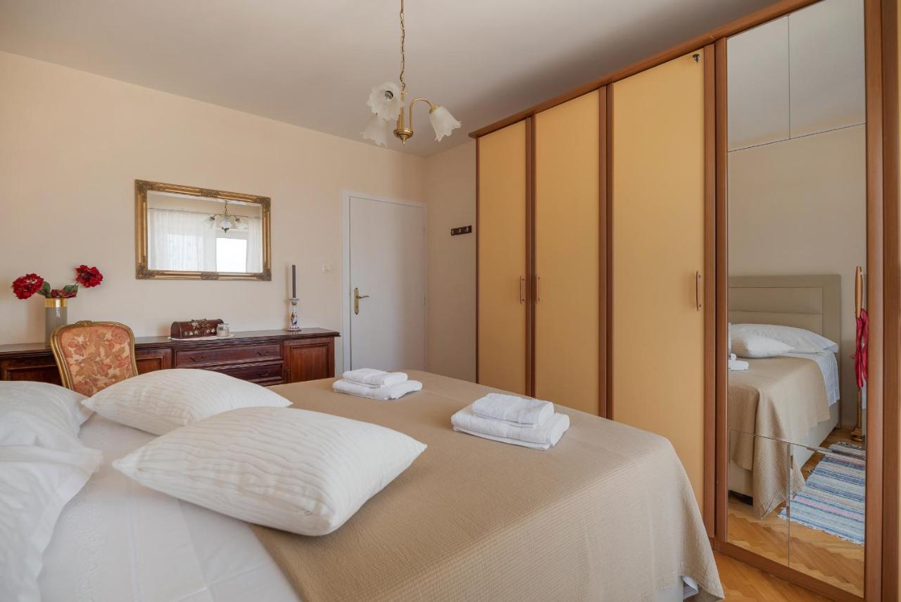 Idis Luxury Apartment โปดสตรานา ภายนอก รูปภาพ